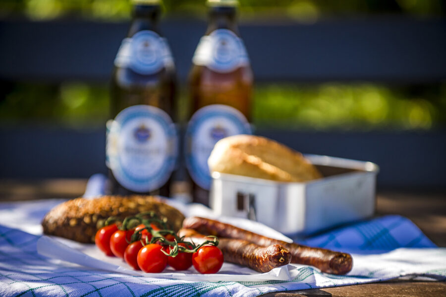 Picknick mit Rohessern aus der Hofmetzgerei