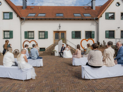 freie Trauung im Innenhof